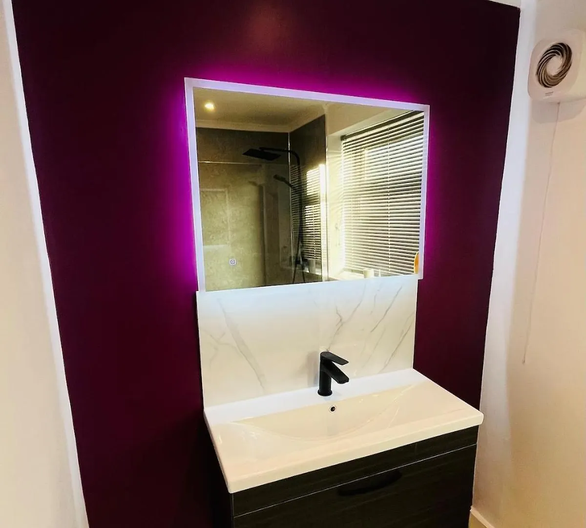 Holiday home Your Home Away, Luxury House Swansea United Kingdom